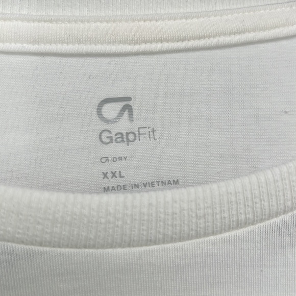 GapFit Top - Kids - Picture 5 of 5